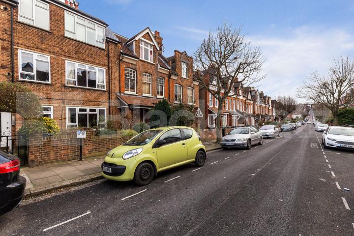 A one bedroom property located in the heart of Crouch End Nelson Road, Crouch End